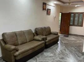 2 Bed Room Apartment Near AIG