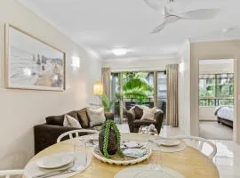 Lux Resort Cairns I 9 Pools, Gym & BBQ I free Parking