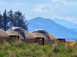 Rainbow's End Yurts, Hotel in Dornoch
