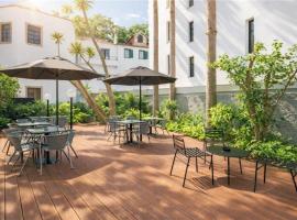 The Editory Garden Carmo Funchal، فندق في فونشال