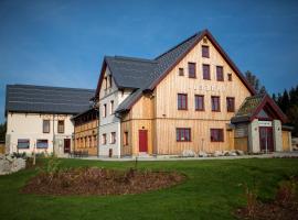 Chata Tesanka, hotel a Golčŭv Jeníkov