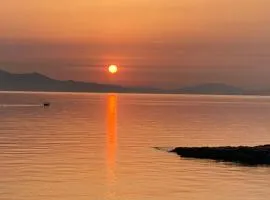 NV seafront suites Aegina