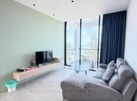 RTS - ROXY Beach view Apartment Sematan