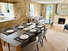 Cotswolds cottage in foodie-heaven near Daylesford, hotel i Kingham