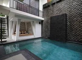 Cleo Villa Padma Legian