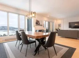 Elegant Condo - Balcony Pool & Stunning View