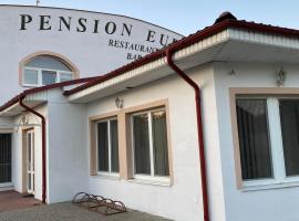 PENSION EUROPA - Diakovce SALA: Diakovce şehrinde bir otel