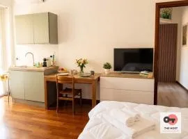 Urban Studio, a modern studio apartment in Milan