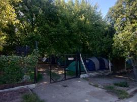Camping Las Cañas -cosquin, hotel em Cosquín
