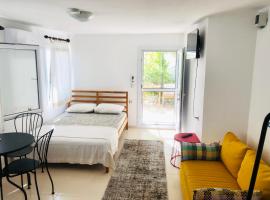 Small House in Bodrum, hotel di Milas