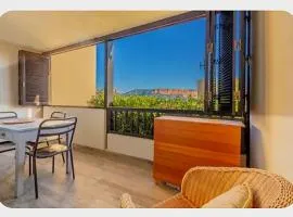 Cassis 5 pers parking vue mer