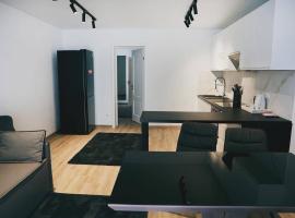 Готель VinoGrad 2й корпус, хотел с басейни в Haysyn