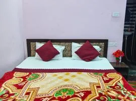 kausalya guest house-near Ram Mandir- by Walking distance