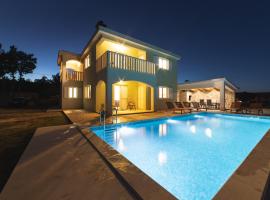 Villa Green Oasis, hotelli kohteessa Lovreć