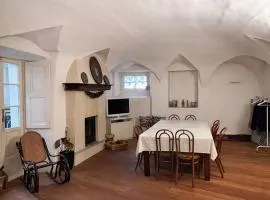 City Center Elegant Renovated Tavern
