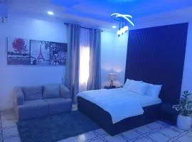 Heirloom Luxury Hotel and Apartments
