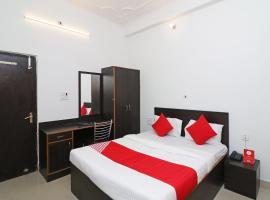 Hotel O by OYO Mid Town Ojus Tower, Hotel in Rudrapur