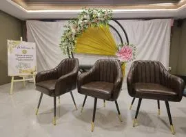 Tharvi Hotels