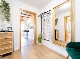 6 people near Basel & Black Forest, stylish, functional