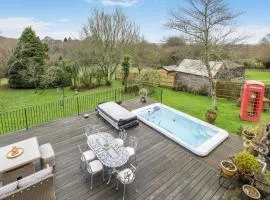 4 Bed in Burwash Common oc-s34866