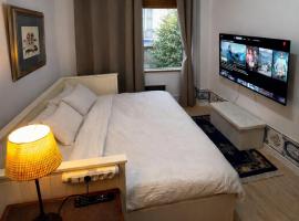 Double Room near Lisbon & Sintra, hotel sa Queluz