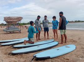 saha surf camp, hotel u gradu Arugam Bej