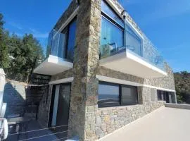 La Mer Villa - Entire Cottage