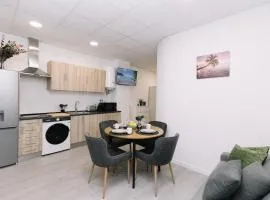 N2 Bright & Comfortable Apartment Benicalap