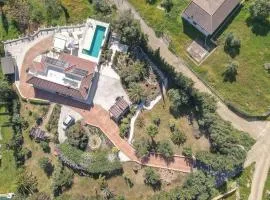 Finca Moderna Luxurious Family Getaway in Tolox by Solrentspain