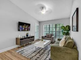 Your Home in Fort Lauderdale Modern 2BR Stay