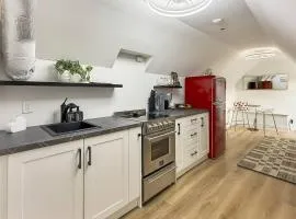 Harbor Haven, Apt #4 - 2BR/1BA