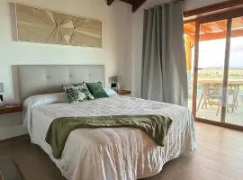 Green Room - Upper Deck Double in Villa Barbuja