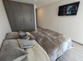 Viesnīca Apartamento Moderno en Las Quintas Ascensor Parking Ubicación Premium pilsētā Tunha