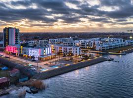Sol Marina by Q4 Apartments - Basen, SPA, Wellness, Parking, hotel en Wiślinka