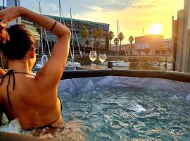 Barco-Apartamento en el Náutico de Vigo, hôtel à Vigo