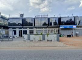 K Hotel Kasese, hotel sa Kasese