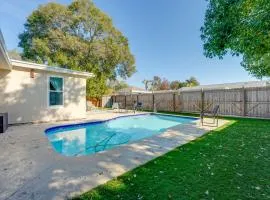 6 Mi to Honeymoon Island: Studio w/ Pool Access