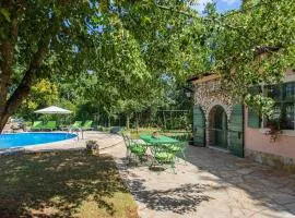 Gorgeous Home In Pazin With Kitchen