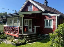 Idyllisk hytte i Ullerøy, hotel a Sarpsborg
