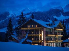 Hotel Canada, hotel a Predazzo