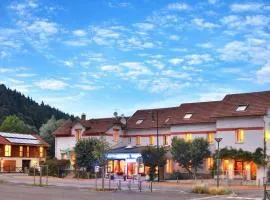 Logis Hôtel & Restaurant des Lacs