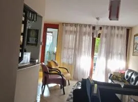 Casa em condomínio de Alto Padrão com Praia Particular, Piscinas, Cachoeira e Área Gourmet