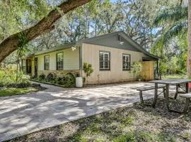 Gorgeous coastal getaway with large yard, firepit, & screened porch