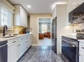 1 BR Apartment Near Holyoke Medical Center and WiFi