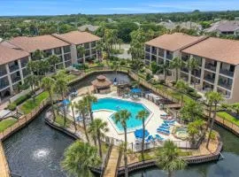 Recently updated resort condo with 2 pools, 2 balconies, ocean views, BBQ, & W/D
