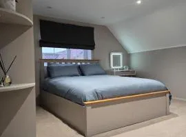 Wishing Well Cottage - Stylish Cosy Escape