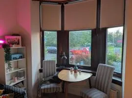 Glasgow South Central Apartment