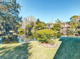 Sleek golf-front condo with a washer/dryer, deck, & central AC - dog friendly