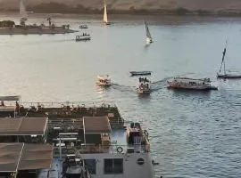 شقة بمول اسوان بلازا- اسوان