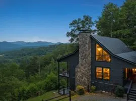 Top of the Mountain Breathtaking Views Hot Tub